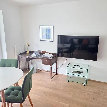 Ferienwohnung-urlaubsglueck 아파트 위버링겐